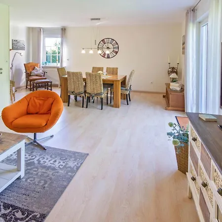 Lucy Holiday home Dornumersiel