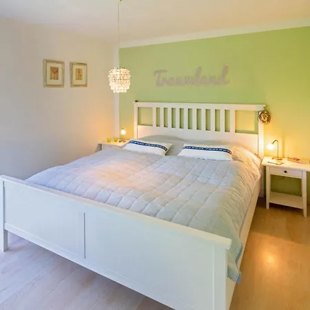 Holiday home Lucy Dornumersiel
